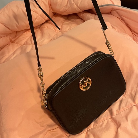 Michael Kors Bags Michael Kors Black And Gold Cross Body Bag Poshmark